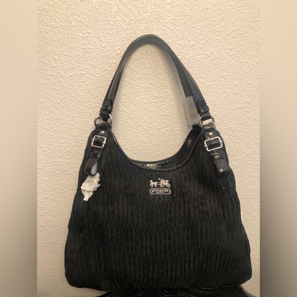 NWT: COACH Black & Silver Purse